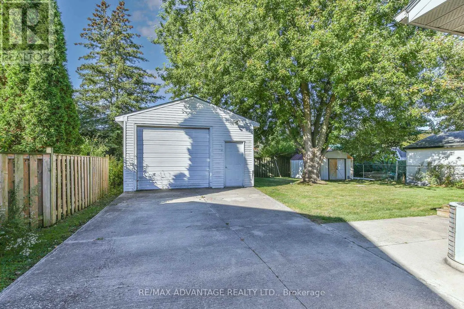 237 RAINBOW AVENUE