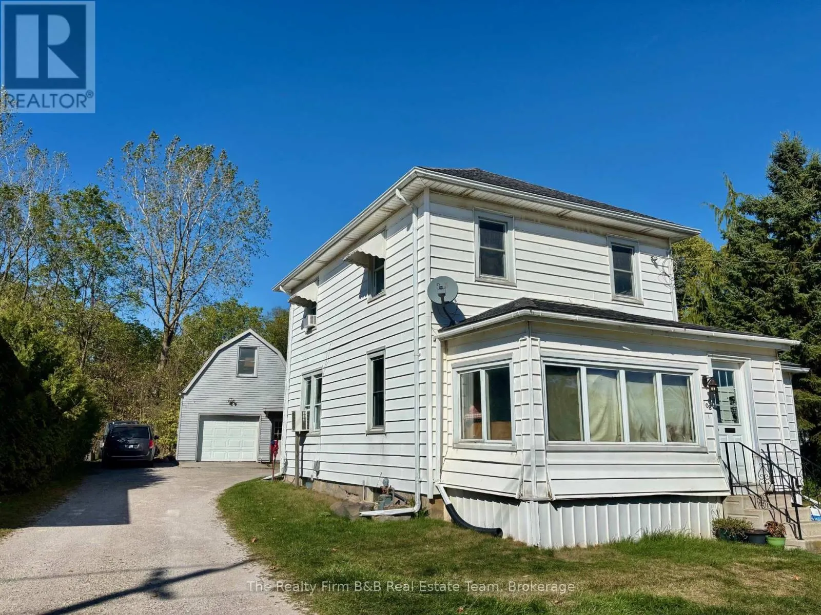 208 VICTORIA STREET