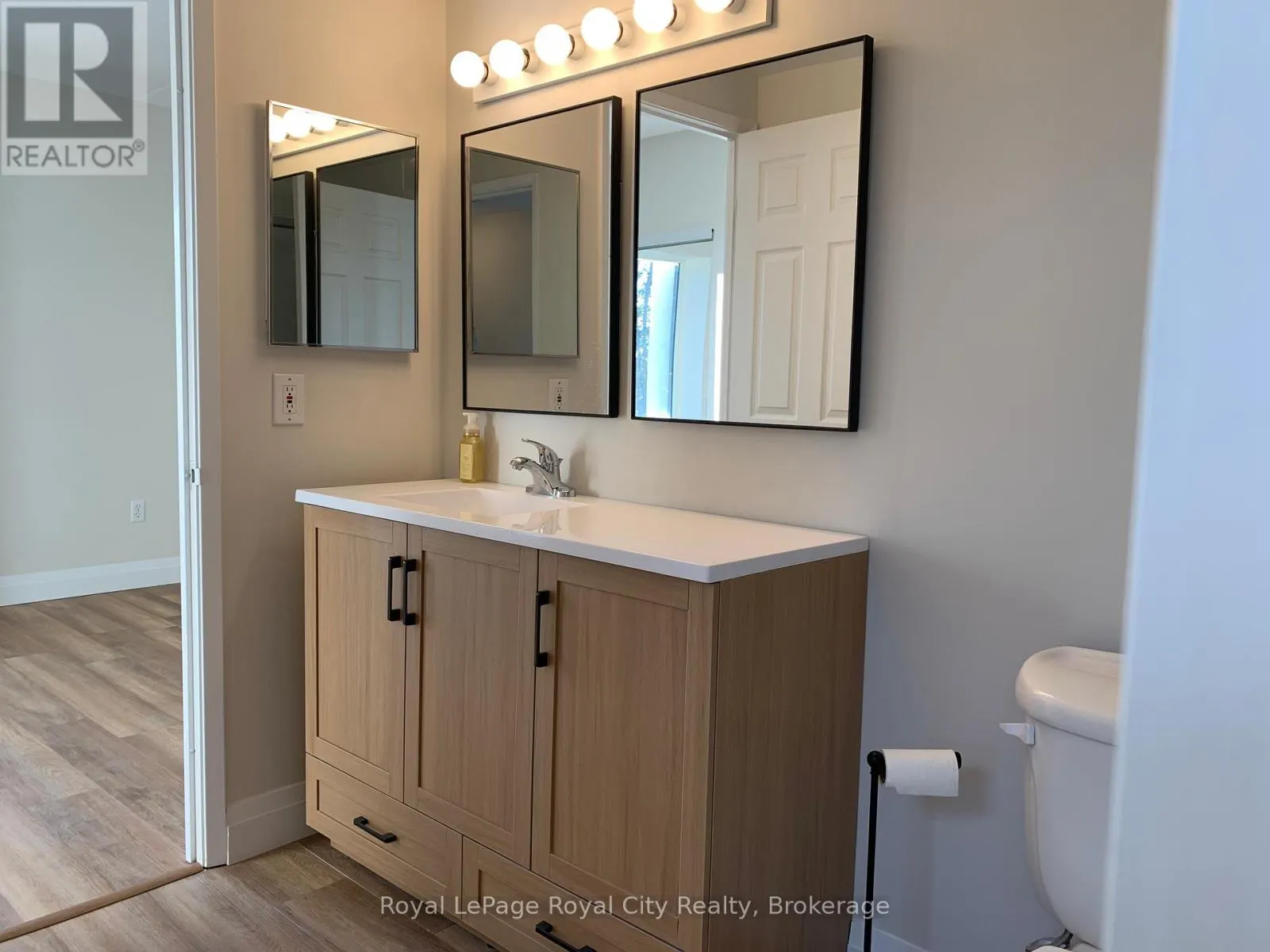 301 - 105 BAGOT STREET, #301