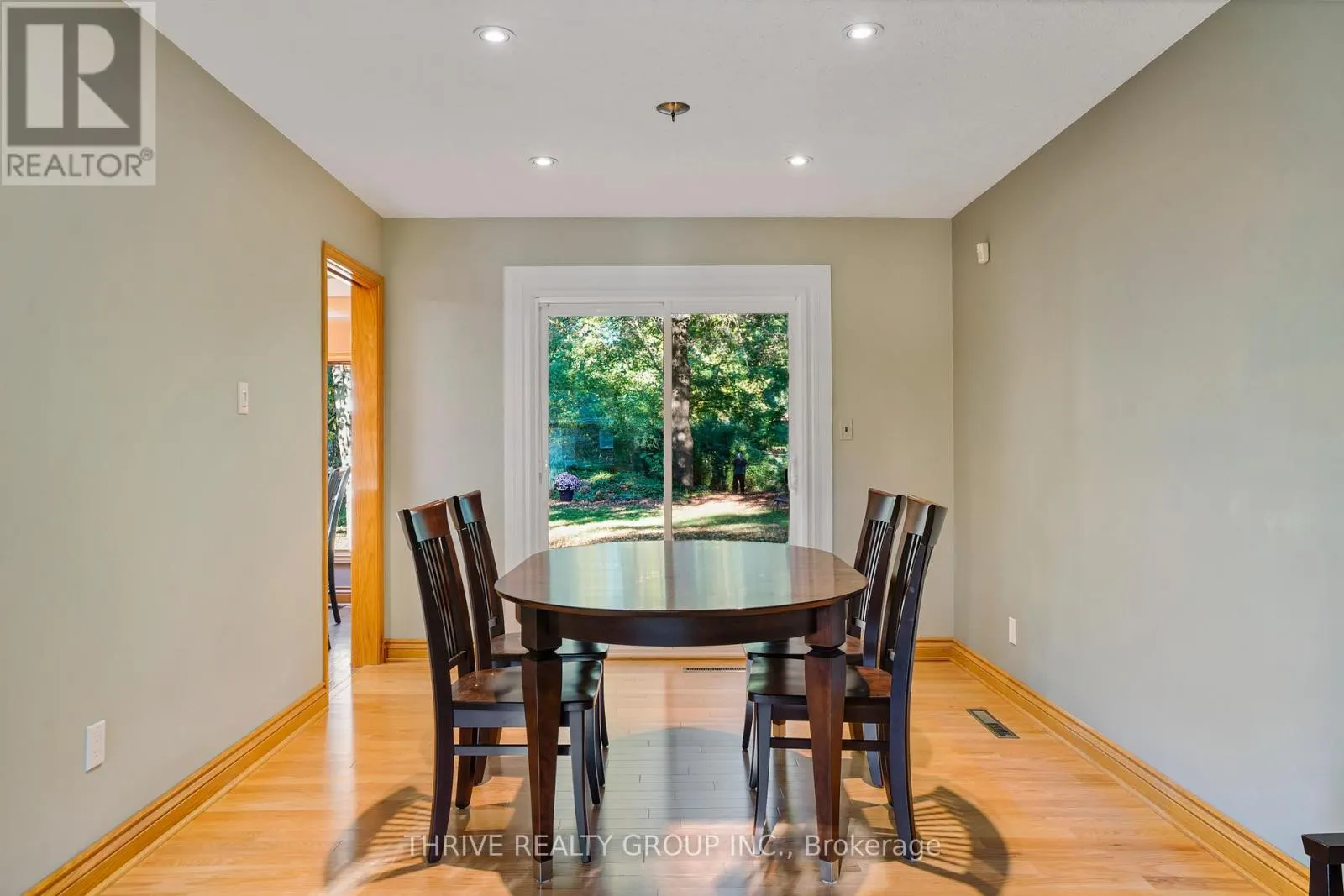 478 GLEN CRESCENT