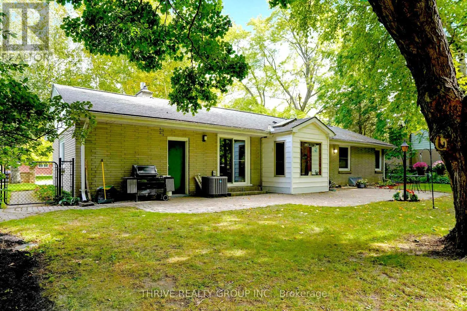 478 GLEN CRESCENT