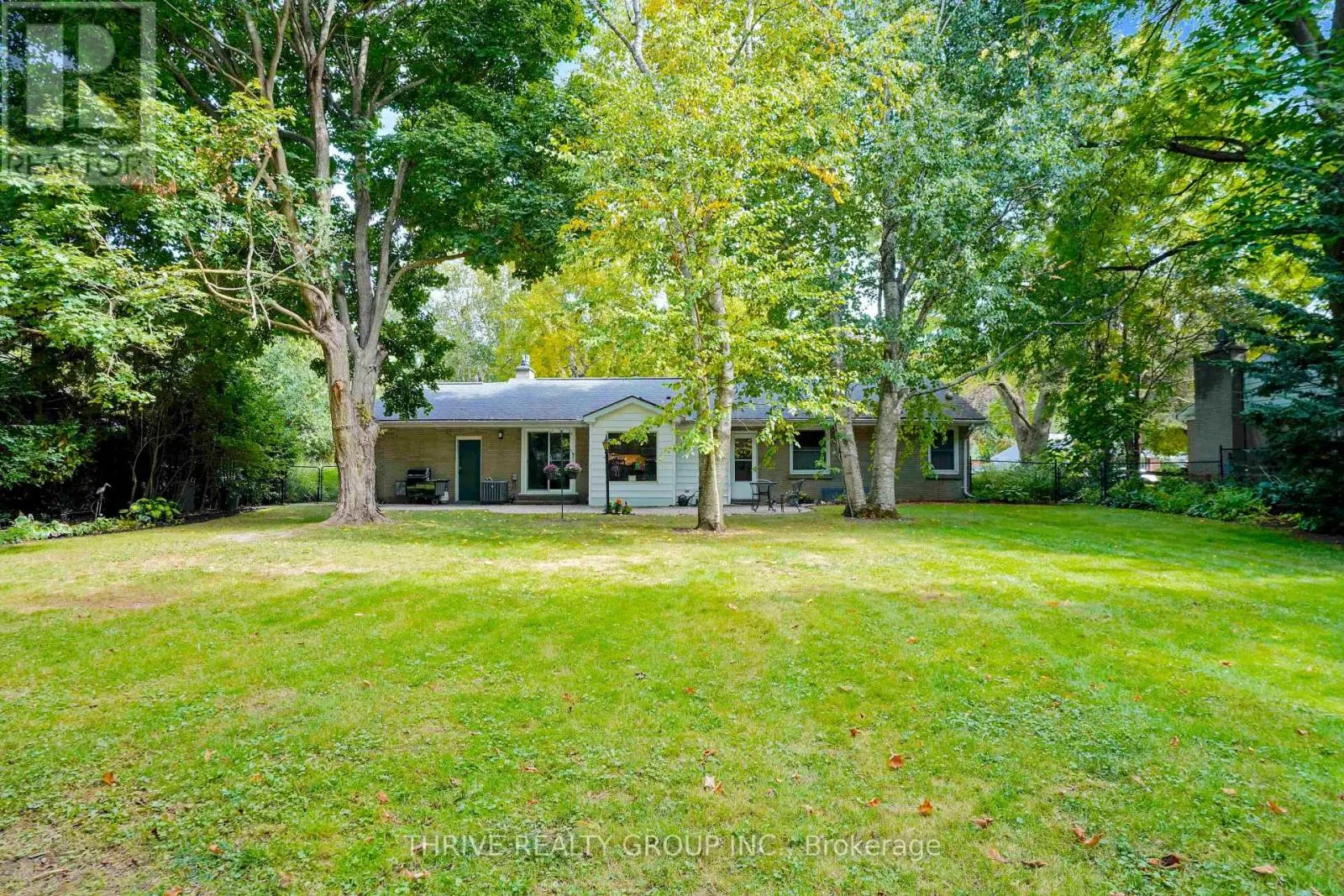 478 GLEN CRESCENT