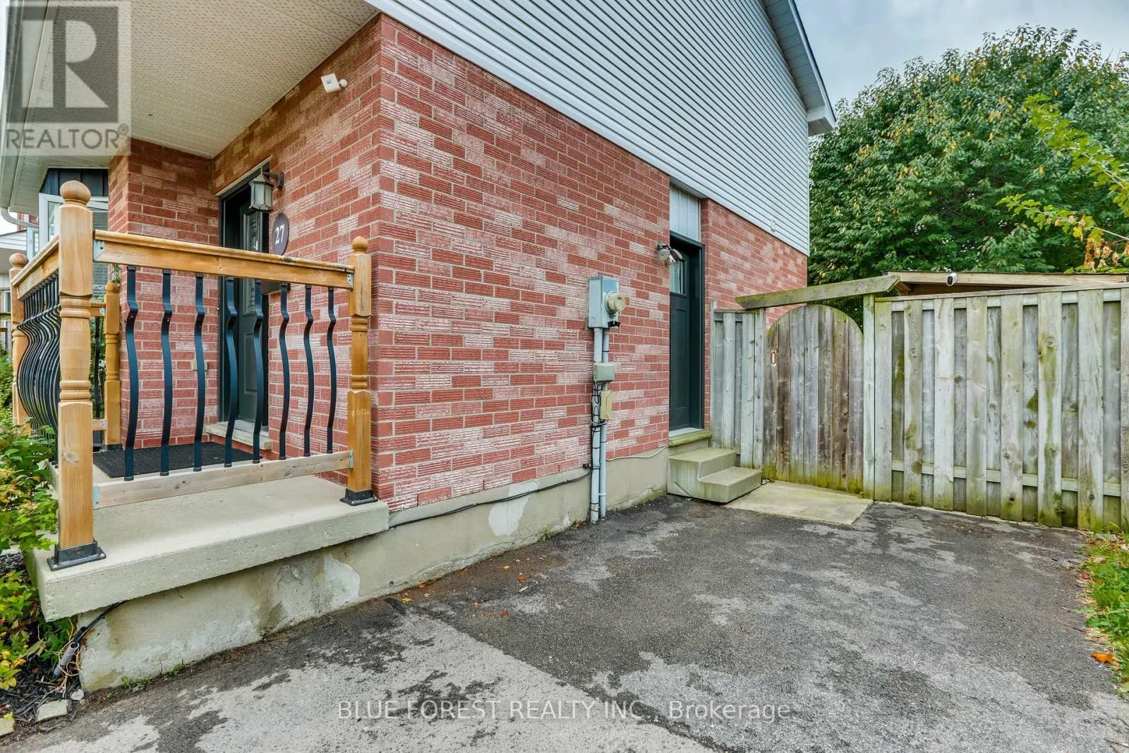 27 LOGGERS GROVE