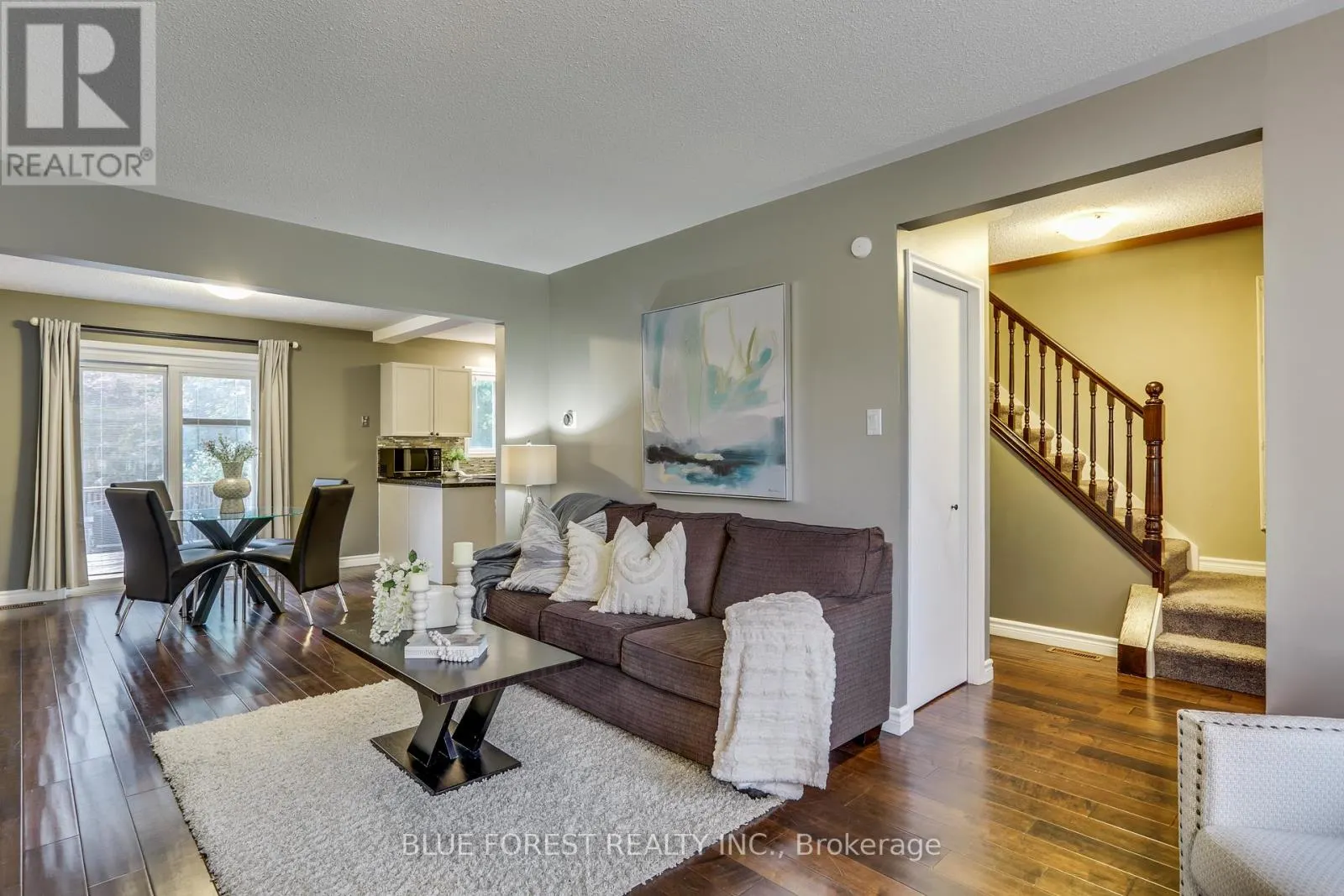 27 LOGGERS GROVE