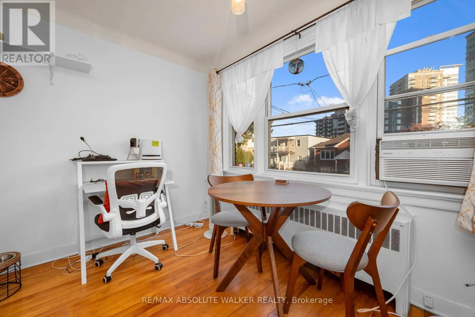 UNIT 2 - 71 GENEST STREET