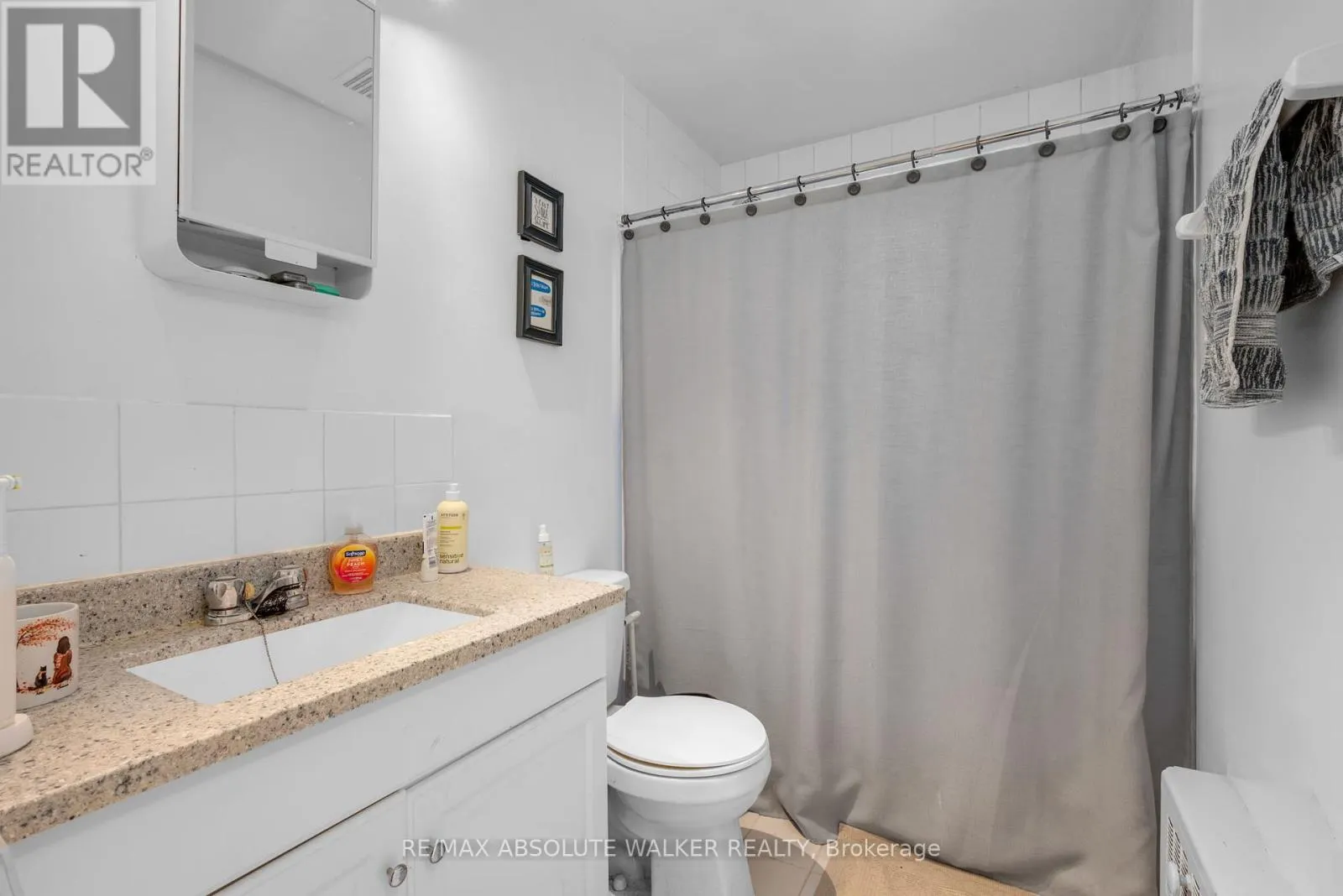 UNIT 2 - 71 GENEST STREET
