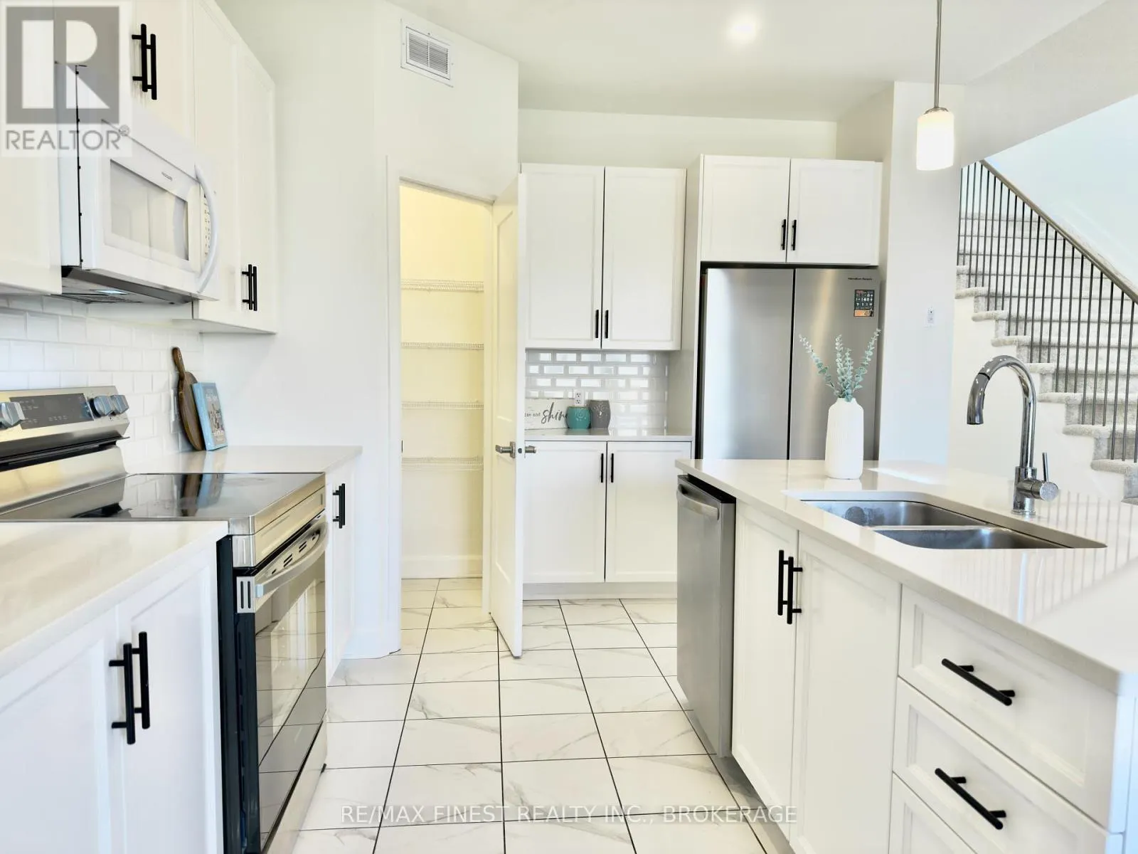 1391 ANDERSEN DRIVE
