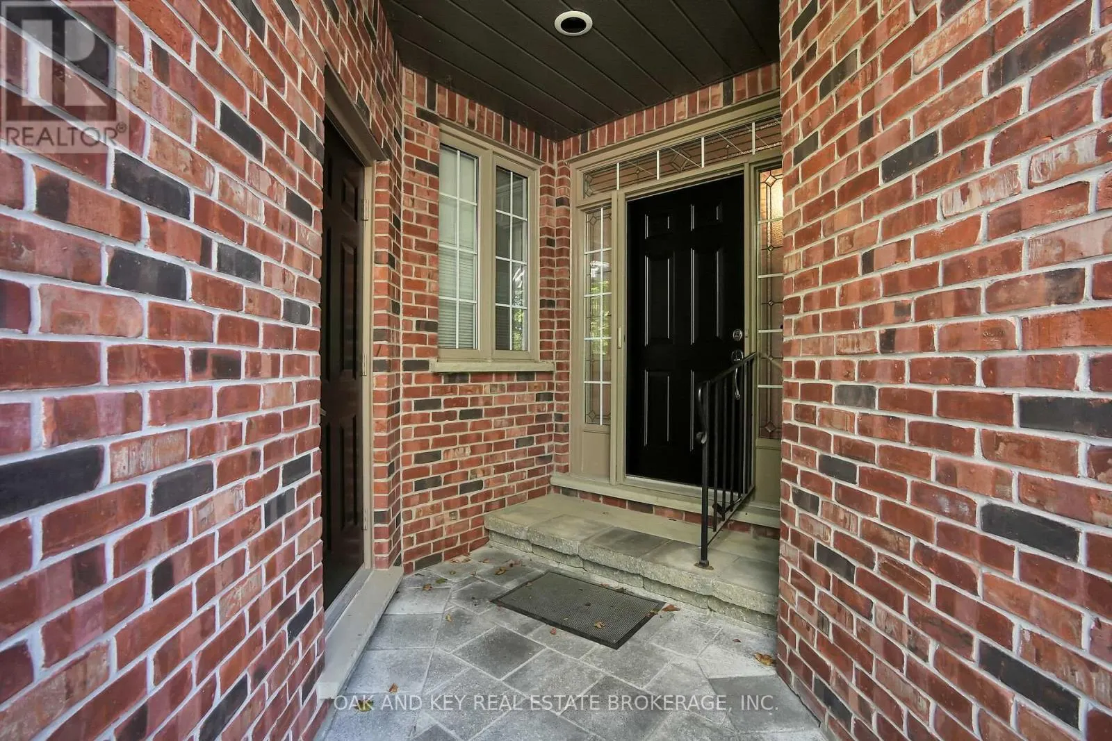 38 QUINELLA PLACE