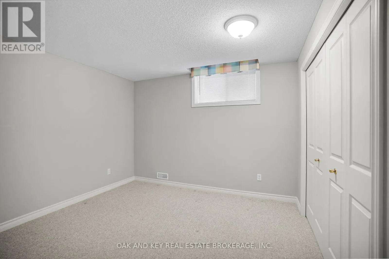 38 QUINELLA PLACE