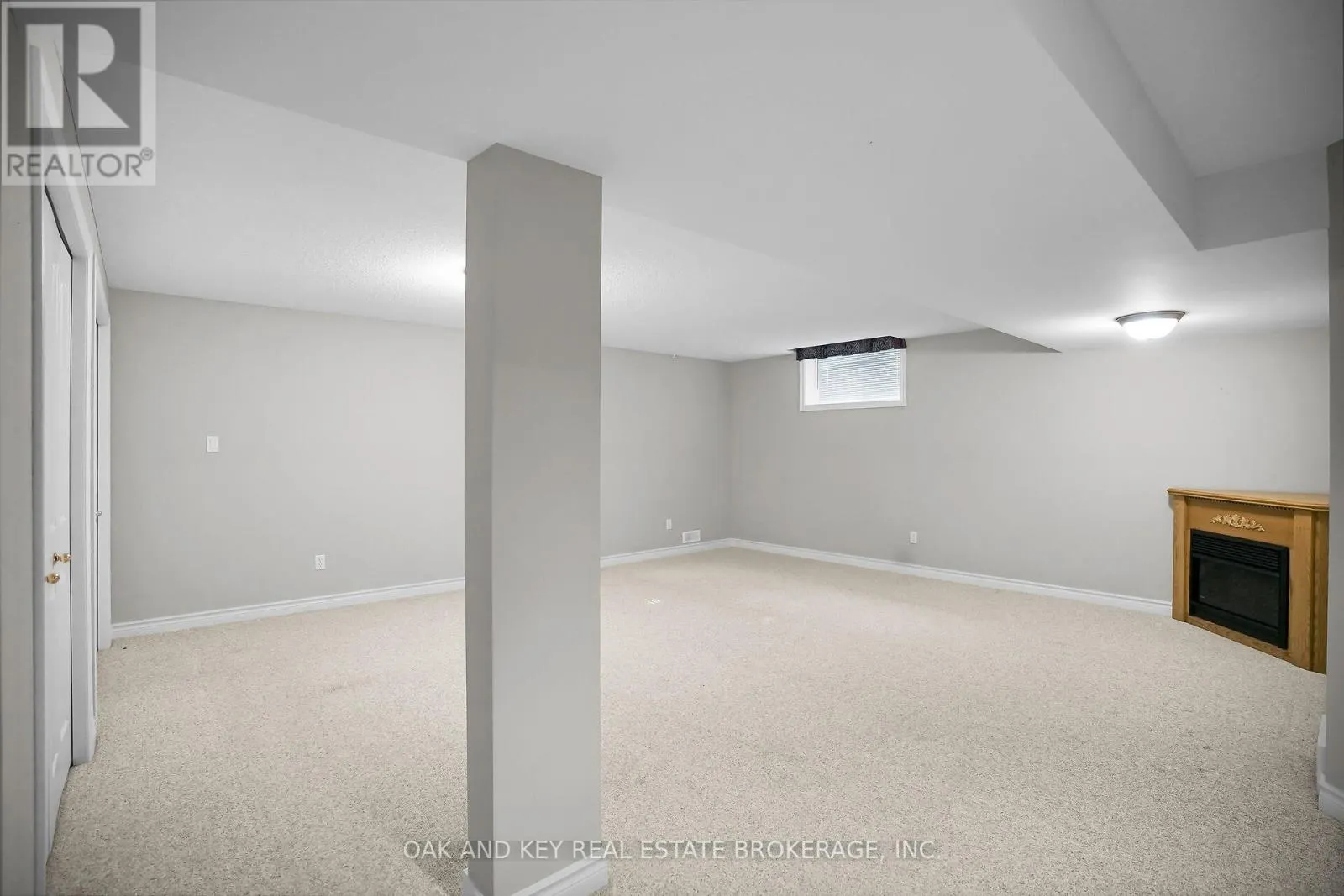 38 QUINELLA PLACE
