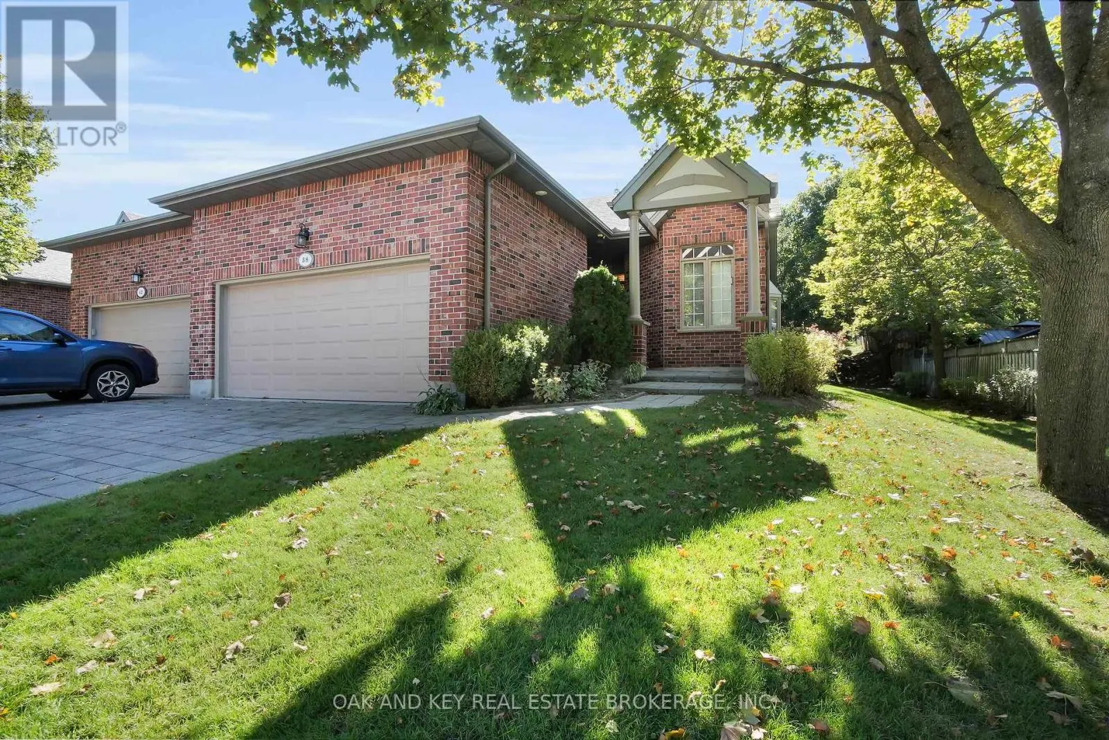 38 QUINELLA PLACE
