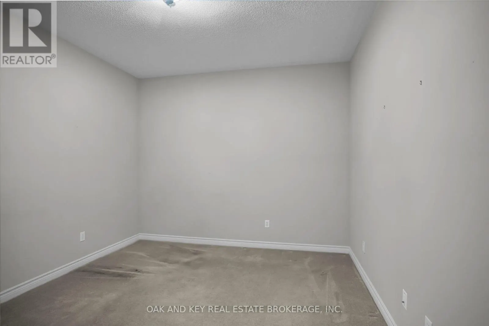 38 QUINELLA PLACE