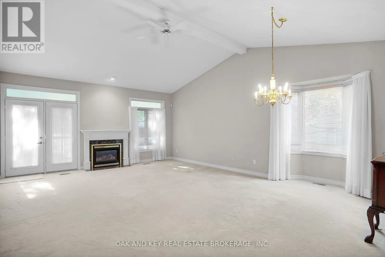 38 QUINELLA PLACE