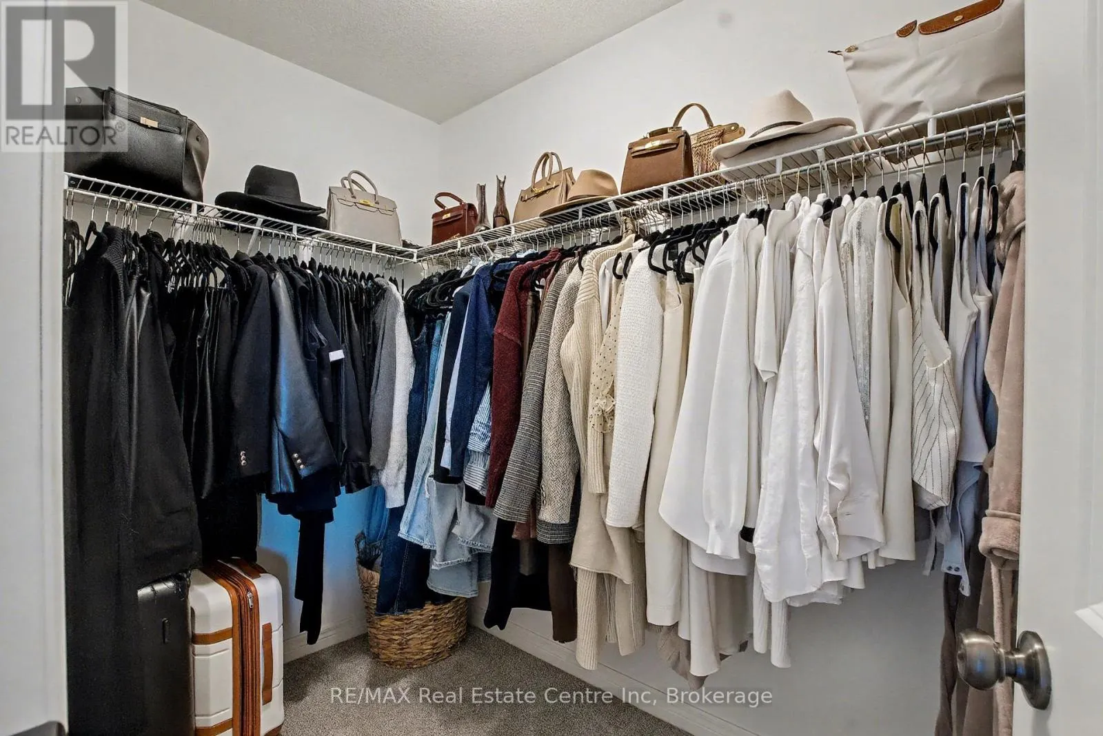 7 - 22 MARSHALL DRIVE, #7