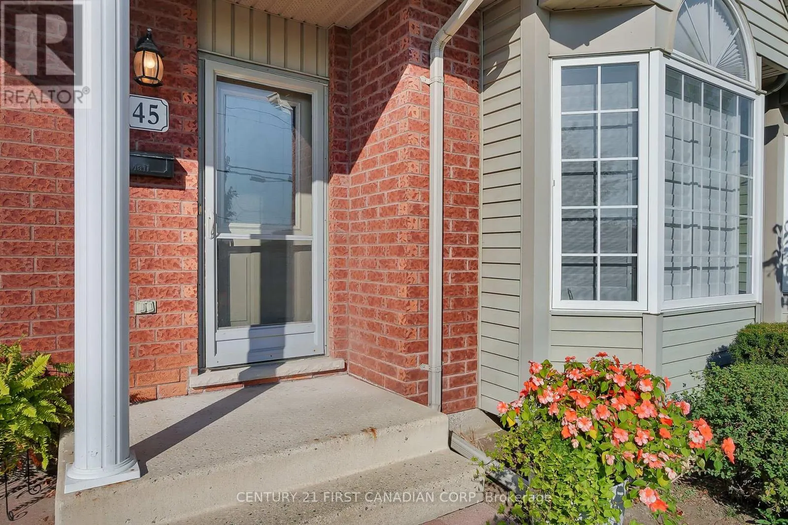 45 - 1555 HIGHBURY AVENUE N, #45