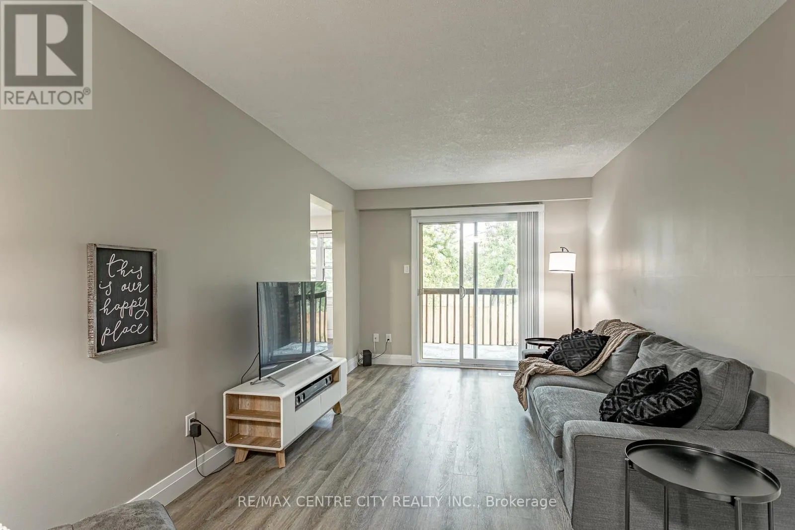 42 - 900 POND VIEW ROAD, #42