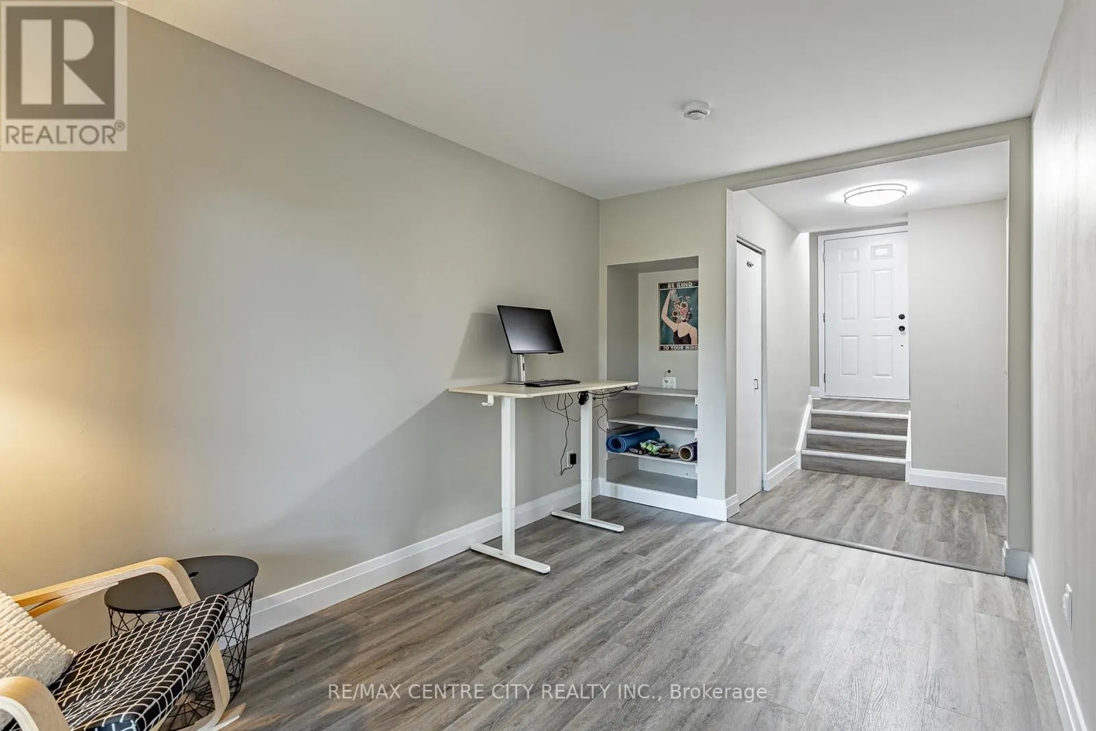 42 - 900 POND VIEW ROAD, #42