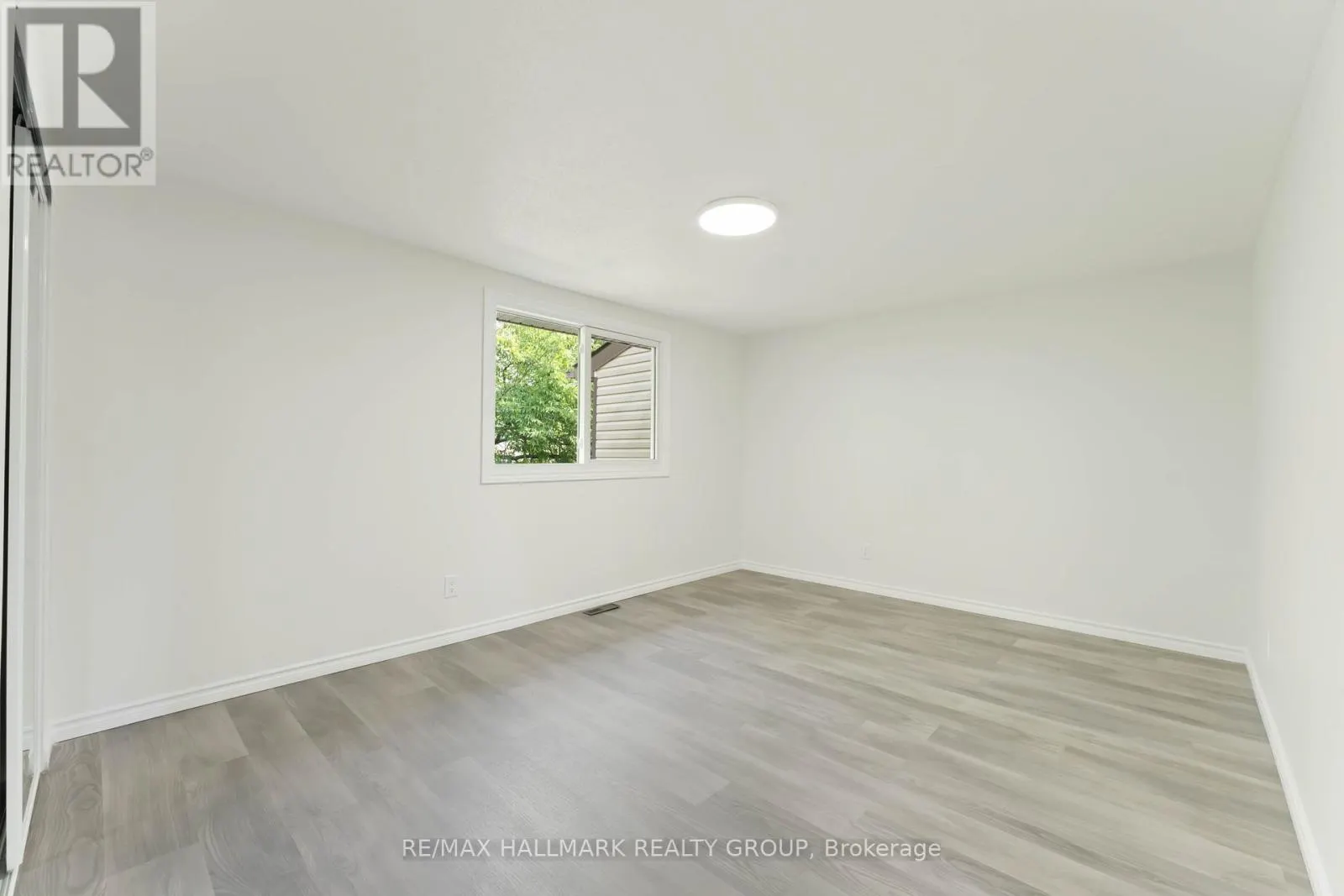 317 - 1441 PALMERSTON DRIVE