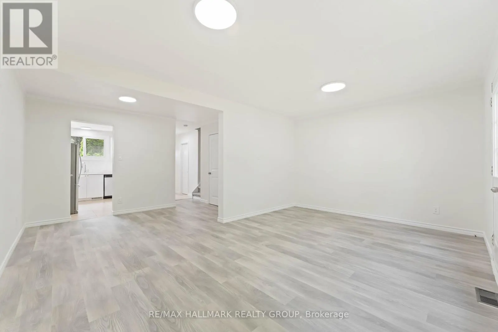 317 - 1441 PALMERSTON DRIVE