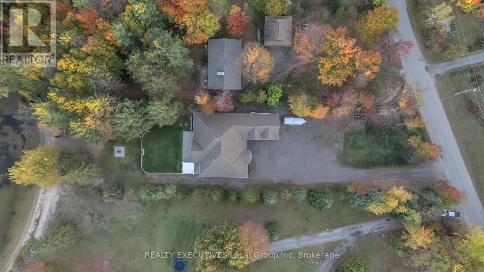 34 SUNRISE BAY DRIVE