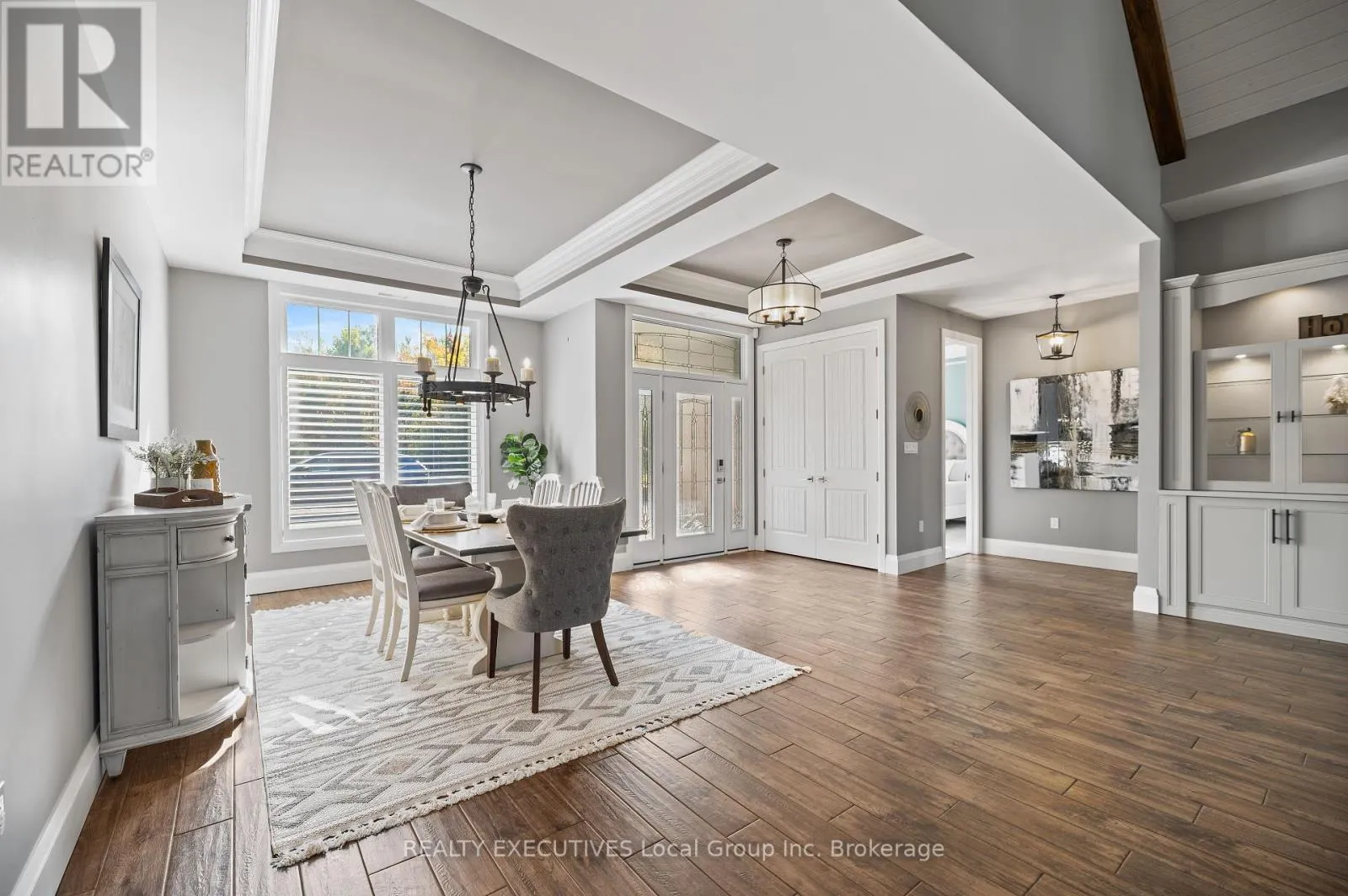 34 SUNRISE BAY DRIVE