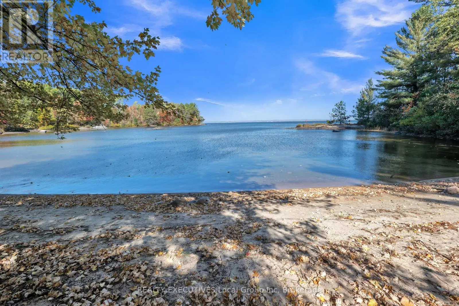 34 SUNRISE BAY DRIVE