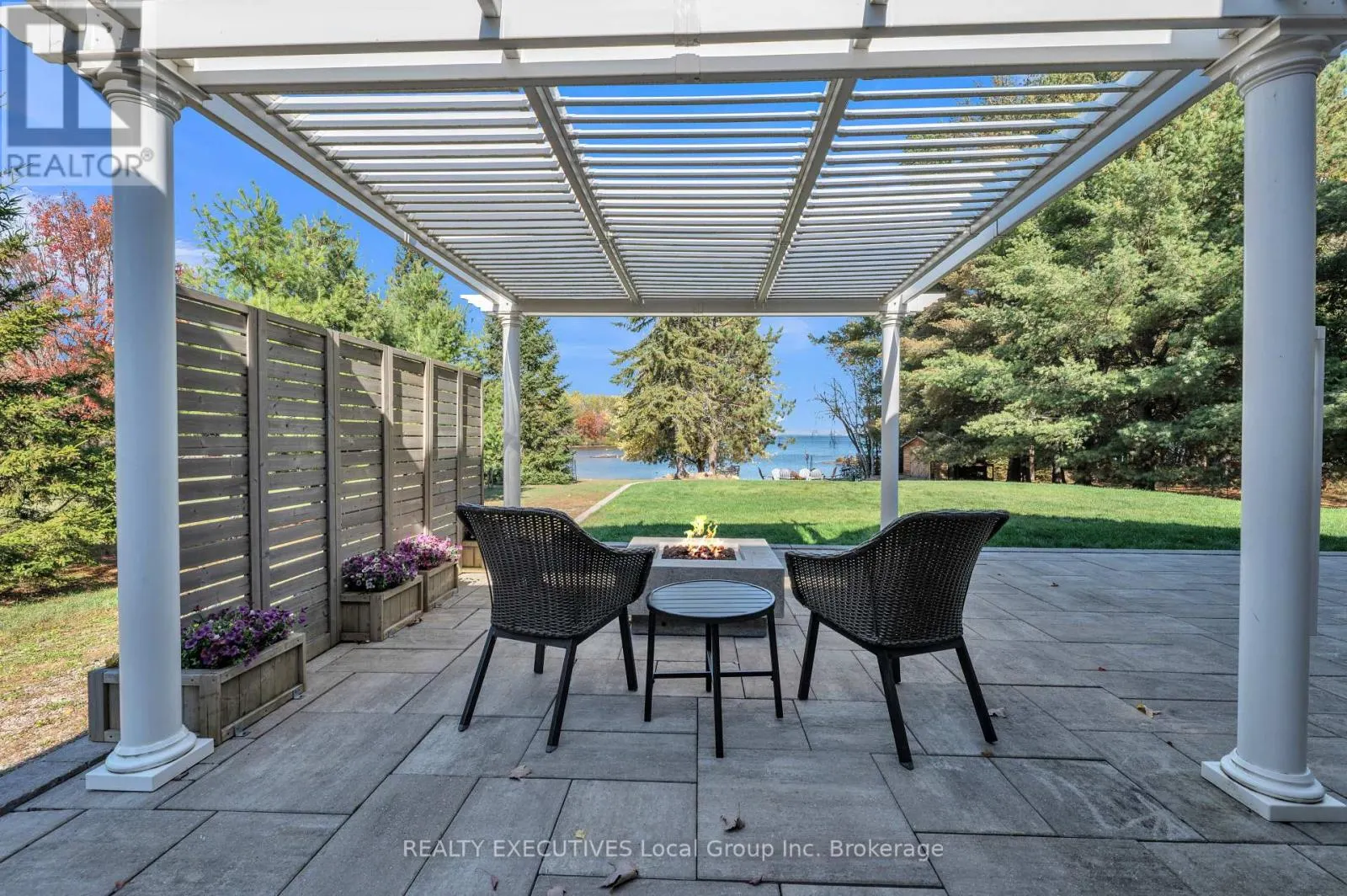 34 SUNRISE BAY DRIVE