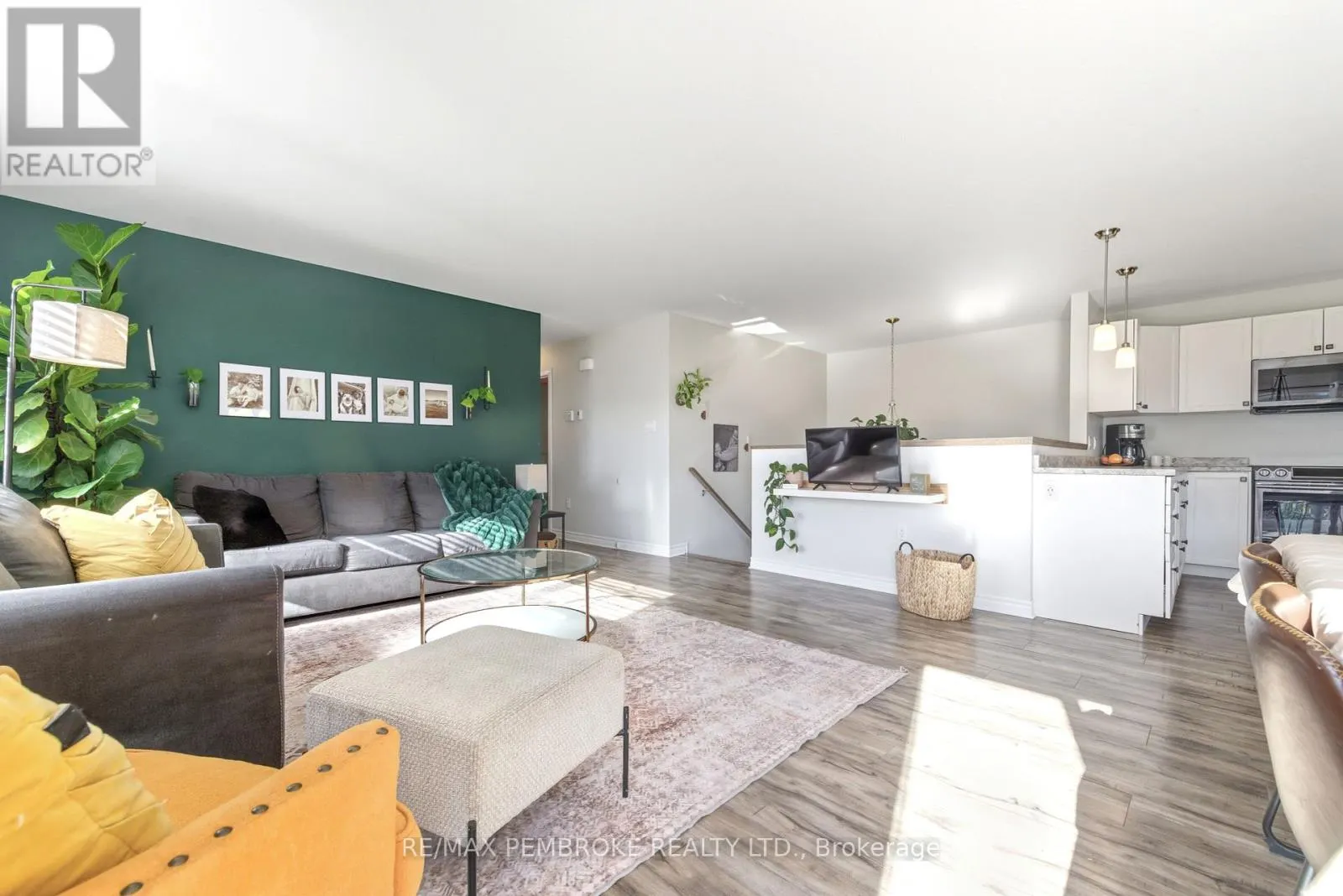 9 TERRANCE DRIVE