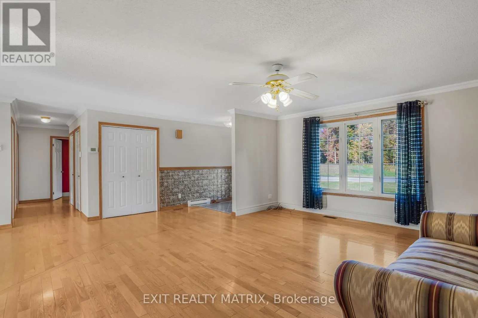 1582 SANDY HILL ROAD