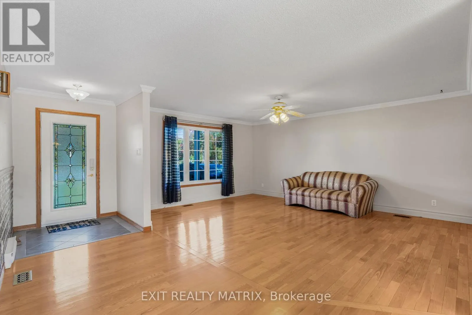 1582 SANDY HILL ROAD