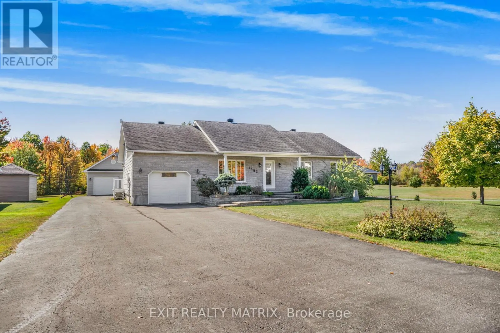 1582 SANDY HILL ROAD