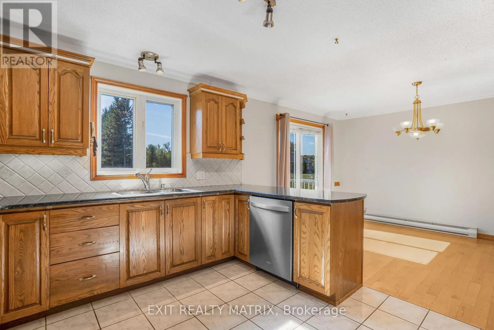 1582 SANDY HILL ROAD