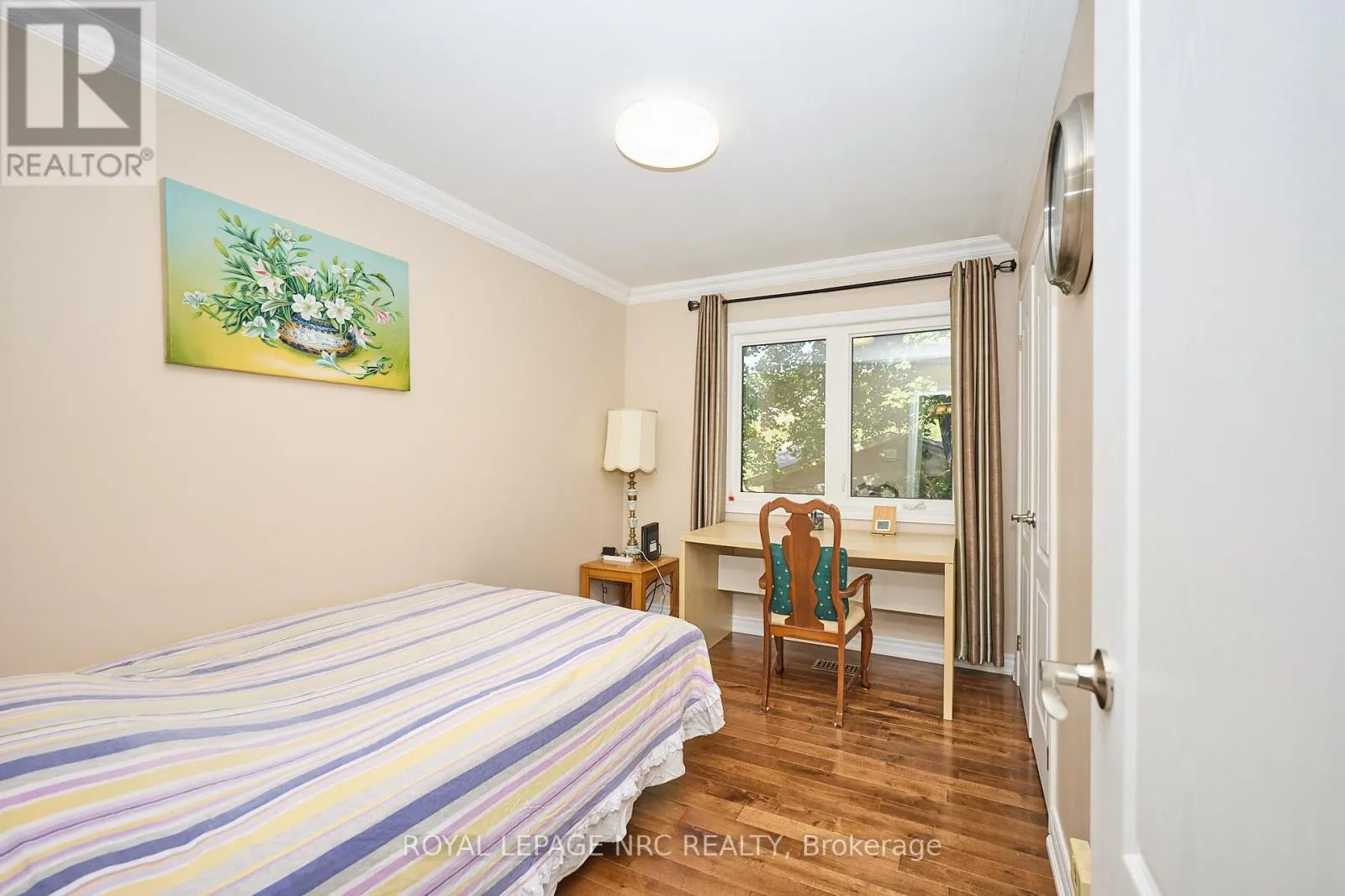 7 WOODMOUNT DRIVE