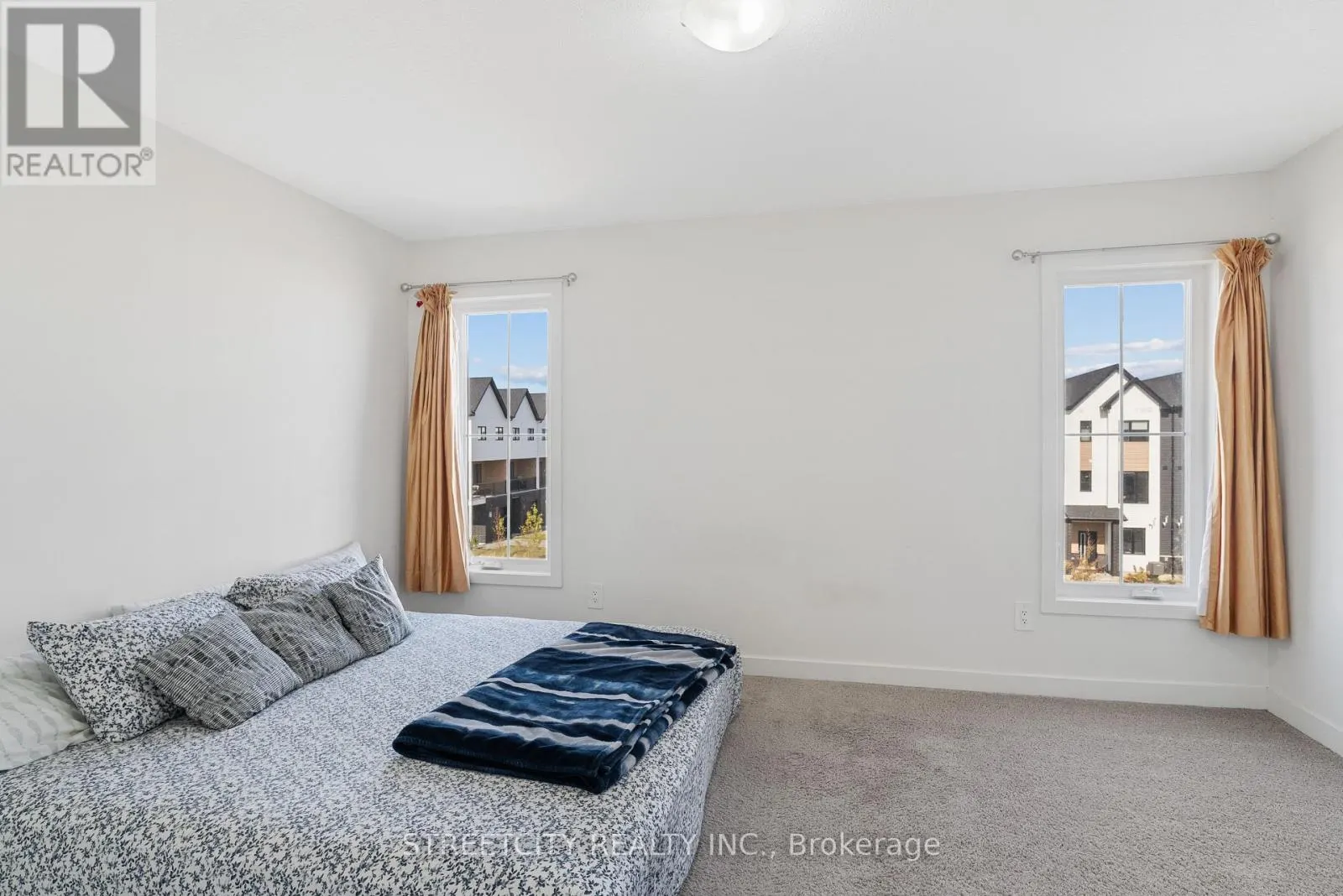64 - 1781 HENRICA AVENUE, #64