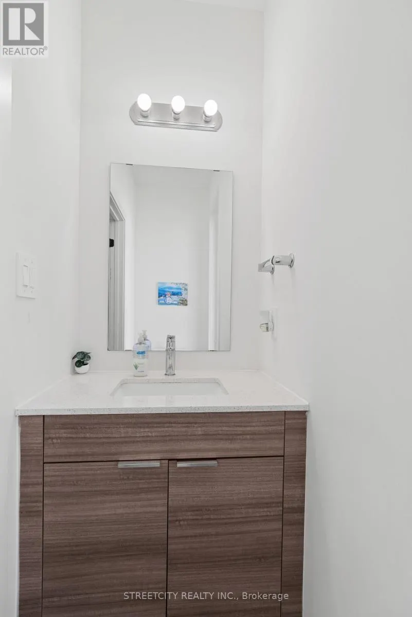 64 - 1781 HENRICA AVENUE, #64