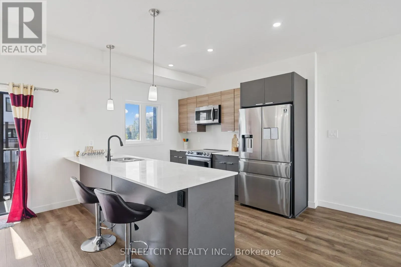 64 - 1781 HENRICA AVENUE, #64