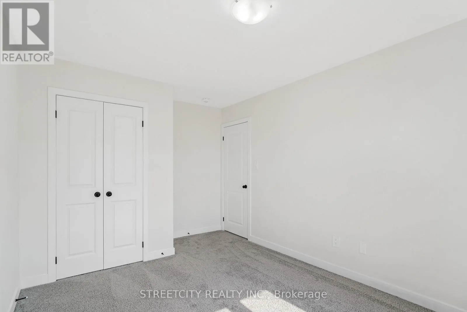 64 - 1781 HENRICA AVENUE, #64