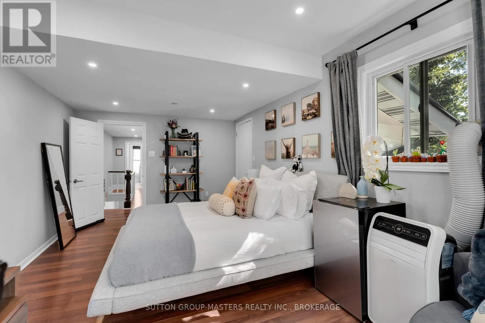 146 COLLINGWOOD STREET