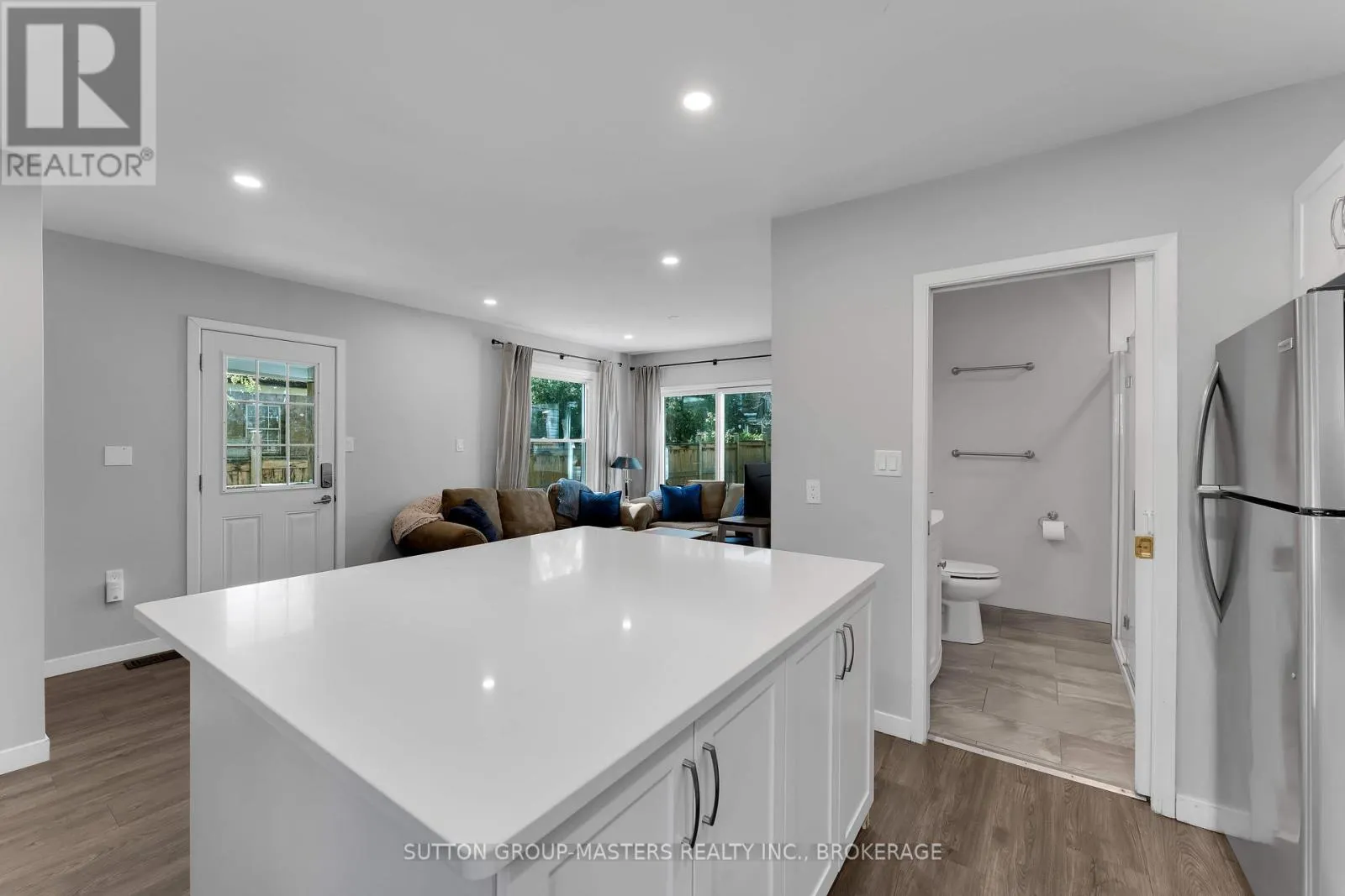 146 COLLINGWOOD STREET