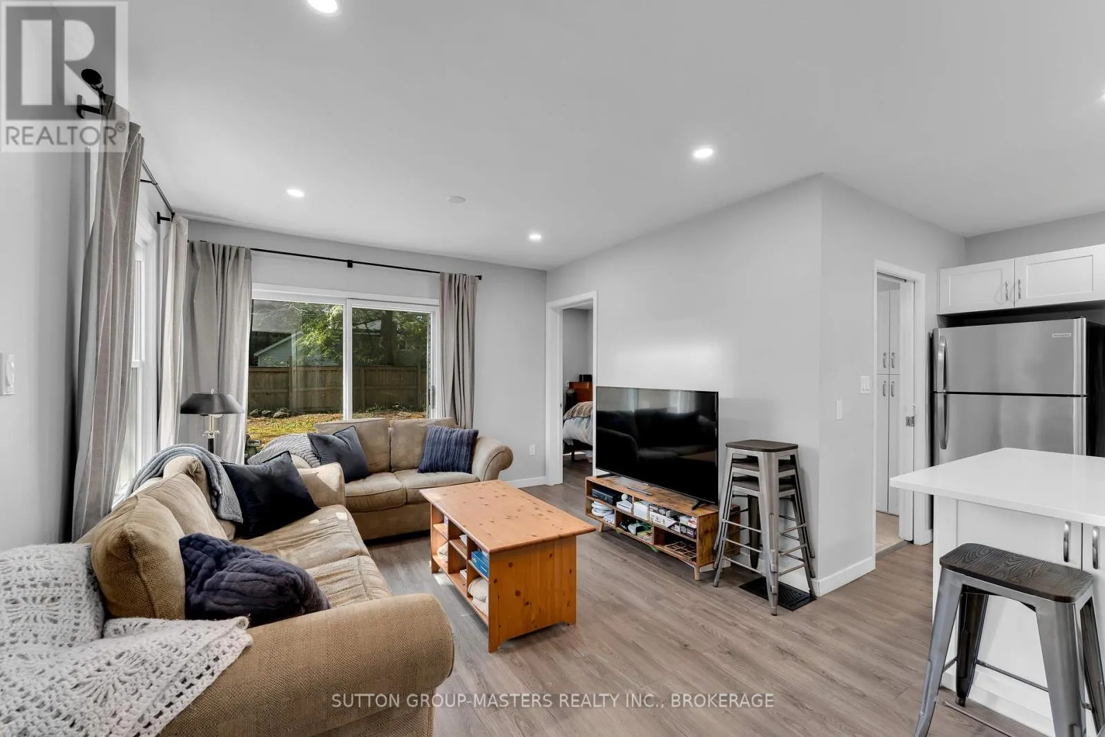 146 COLLINGWOOD STREET