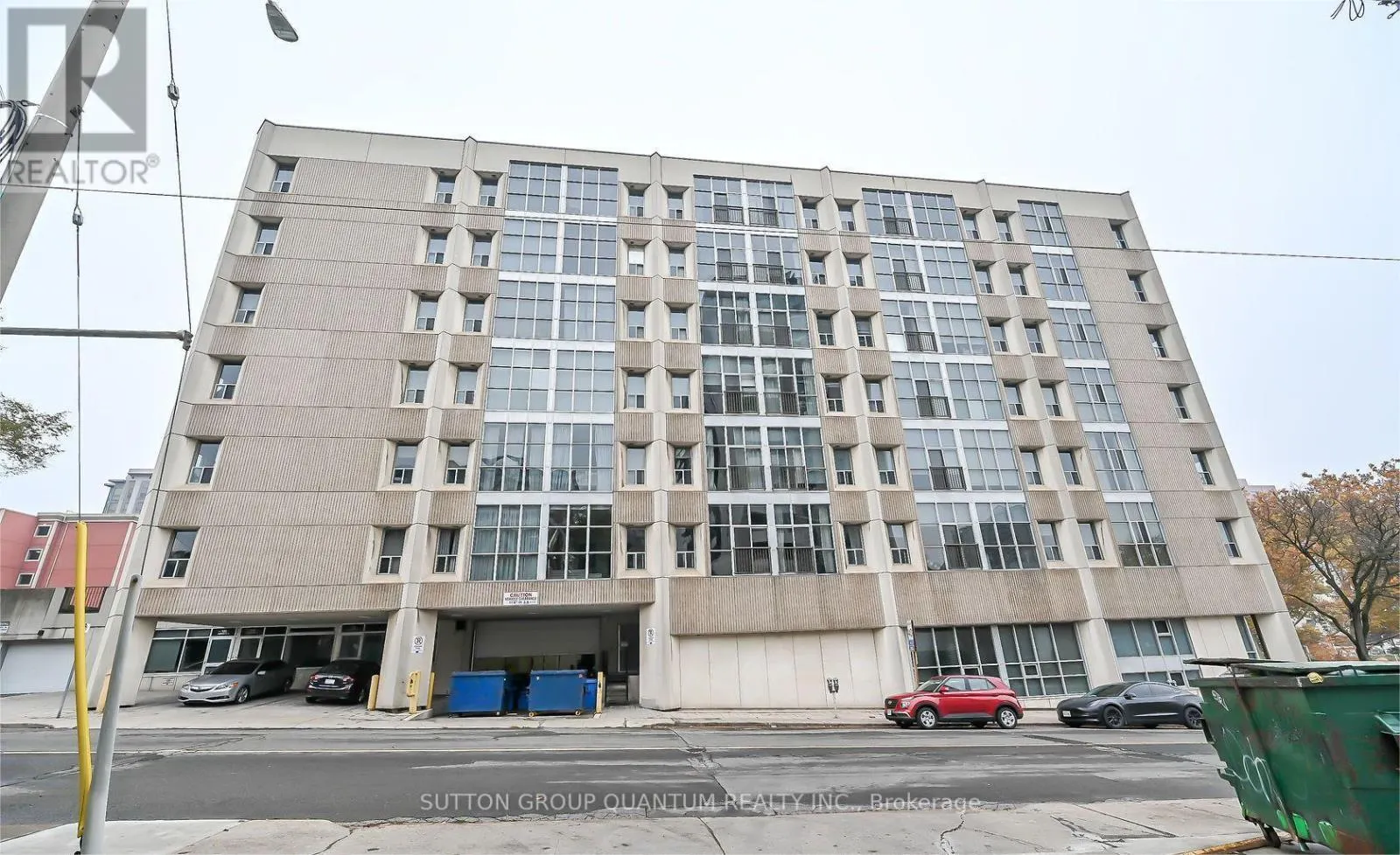 307 - 66 BAY STREET S