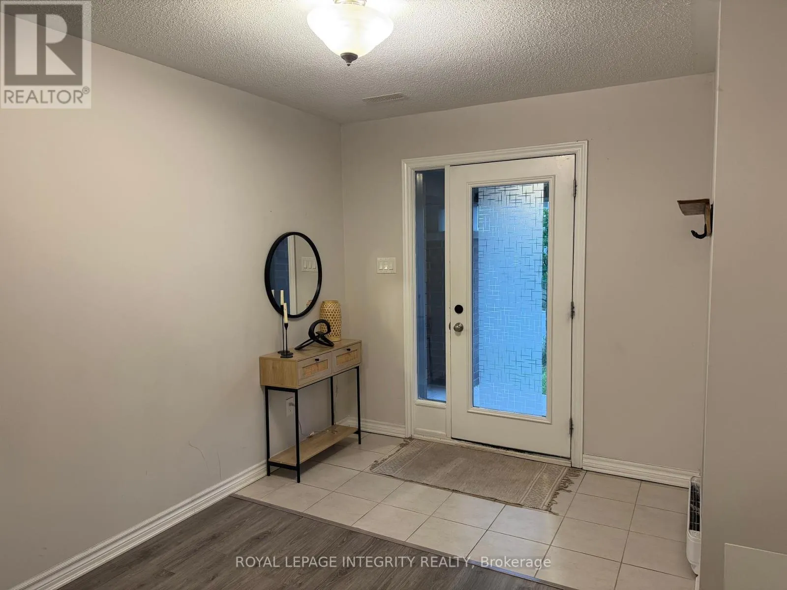 96 FEATHERTOP LANE S