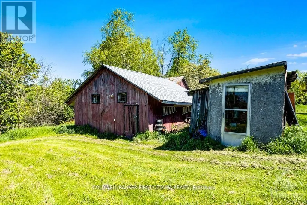 2523 CANONTO ROAD