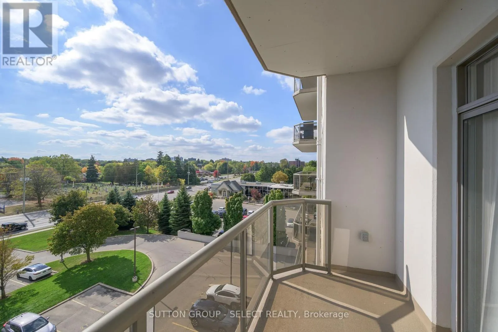 511 - 353 COMMISSIONERS ROAD W, #511