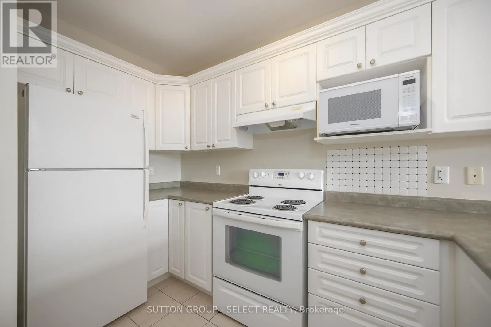 511 - 353 COMMISSIONERS ROAD W, #511