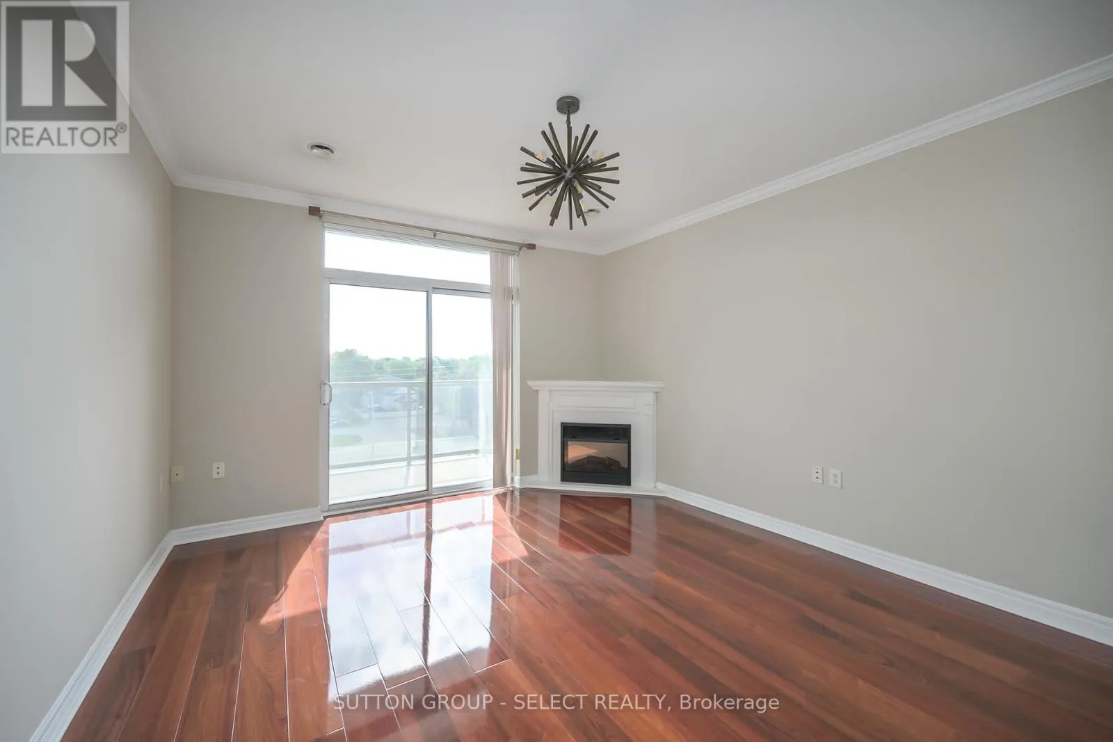 511 - 353 COMMISSIONERS ROAD W, #511