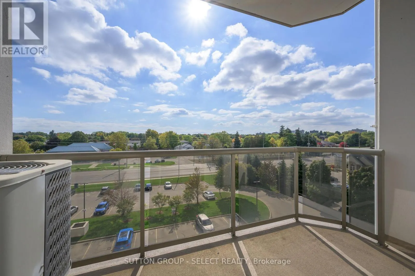 511 - 353 COMMISSIONERS ROAD W, #511