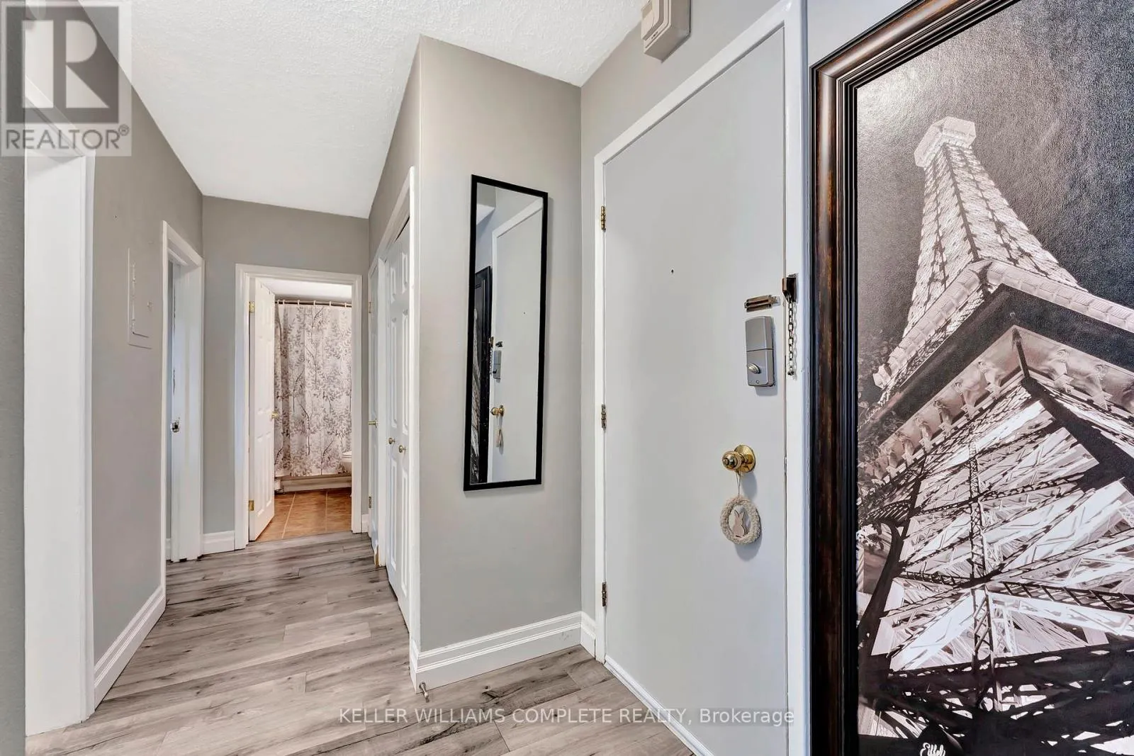 307 - 11 WOODMAN DRIVE S