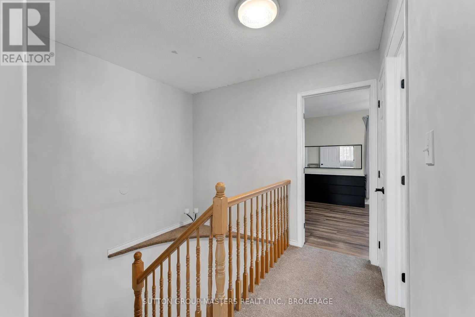 1396 THORNWOOD CRESCENT