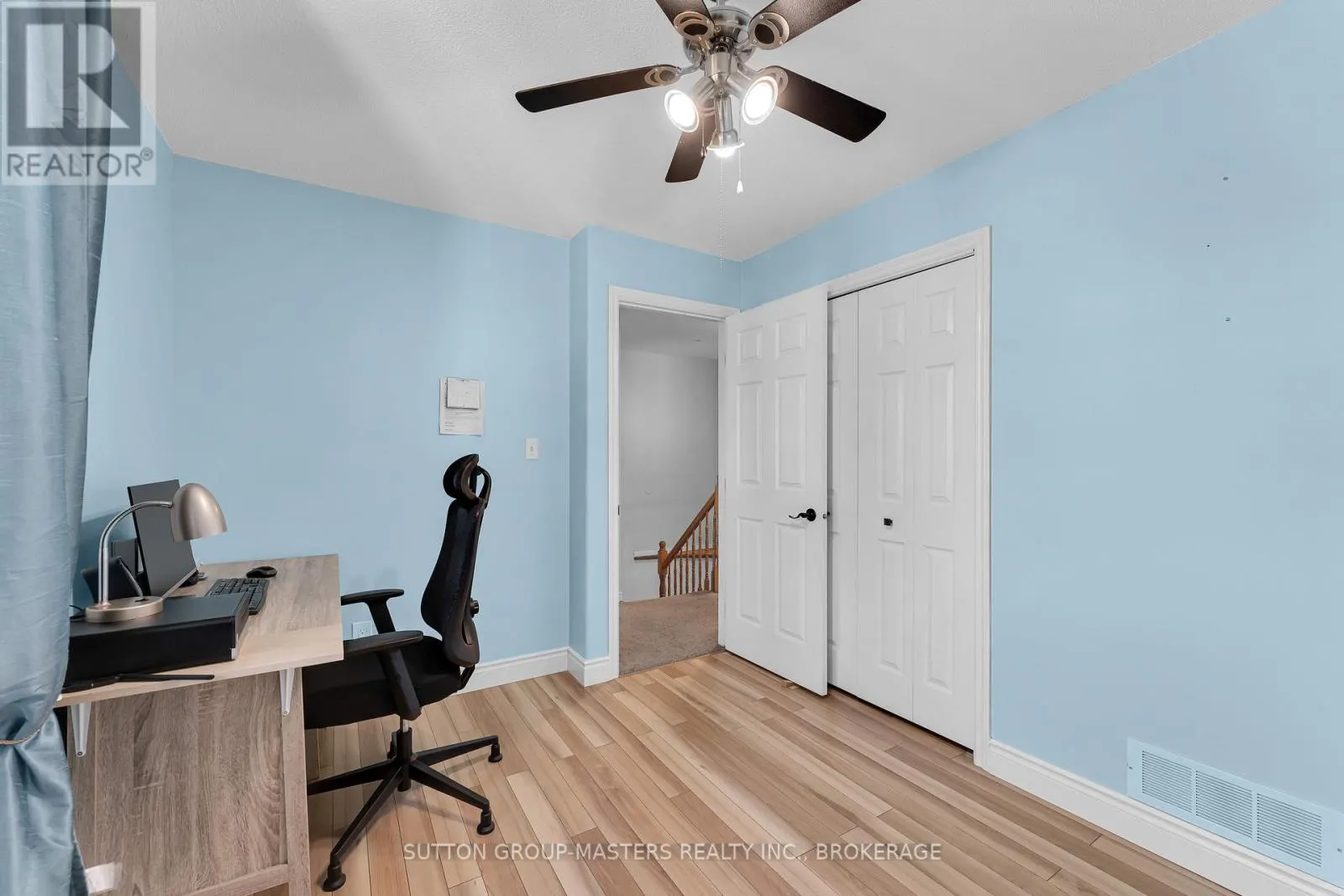 1396 THORNWOOD CRESCENT